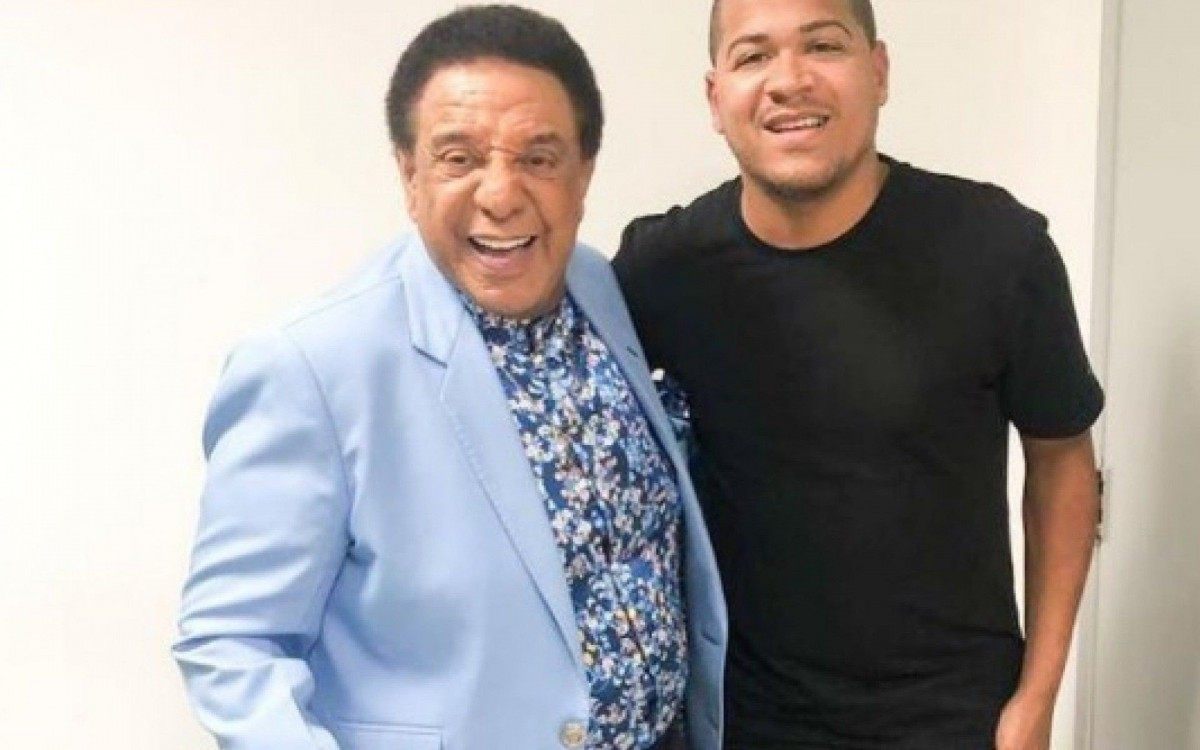 Agnaldo Tim&oacute;teo e Timotinho