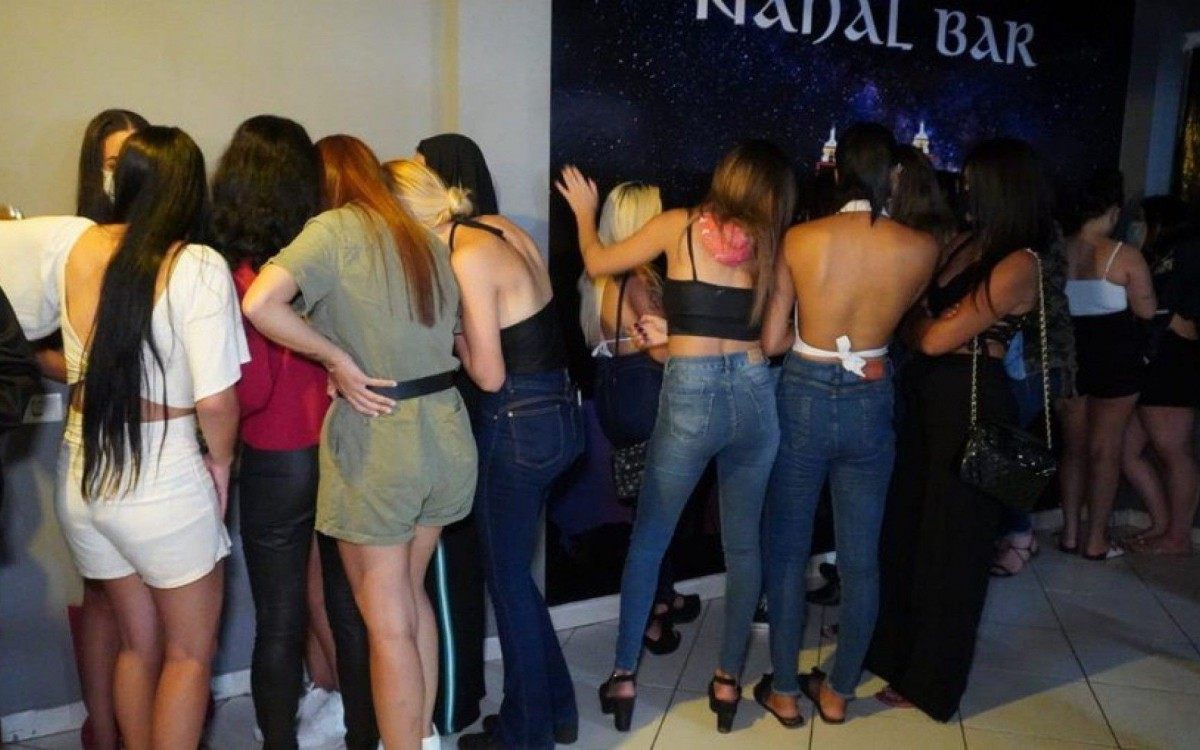 Na capital paulista, um evento com 130 pessoas foi interrompido pelos policiais