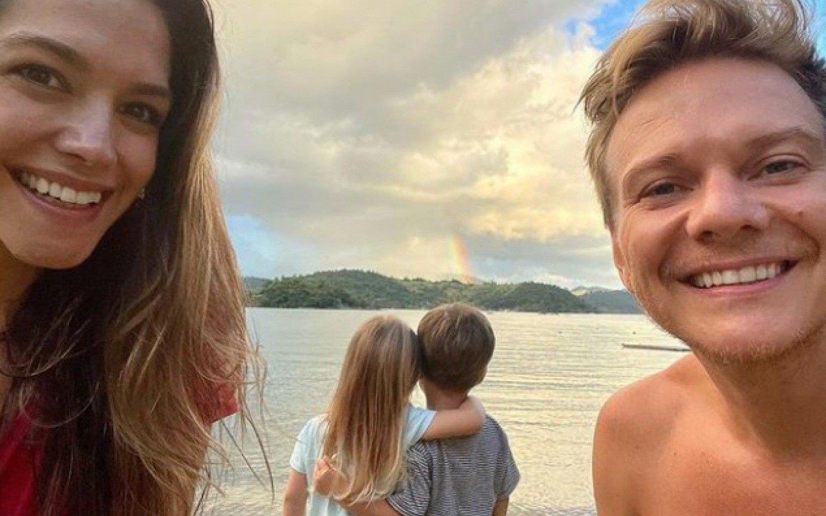 Michel Tel&oacute; e a fam&iacute;lia