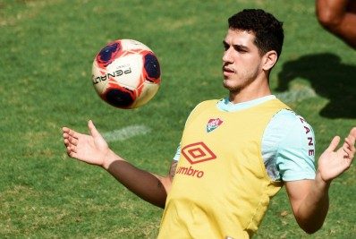 Nino projeta confronto do Fluminense contra o Grêmio: 'Vai ser uma final para eles'