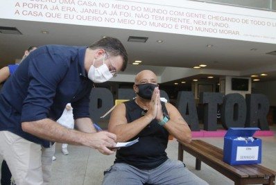 Pessoas com deficiência começam a ser vacinadas em 26 de abril no Rio