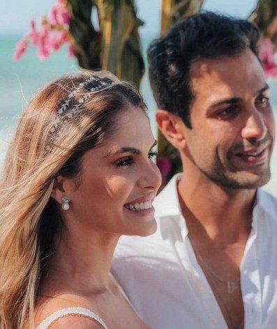 Bárbara Evans e o marido, Gustavo Theodoro, fazem cerimônia simbólica de casamento na Tanzânia - Reprodução Internet