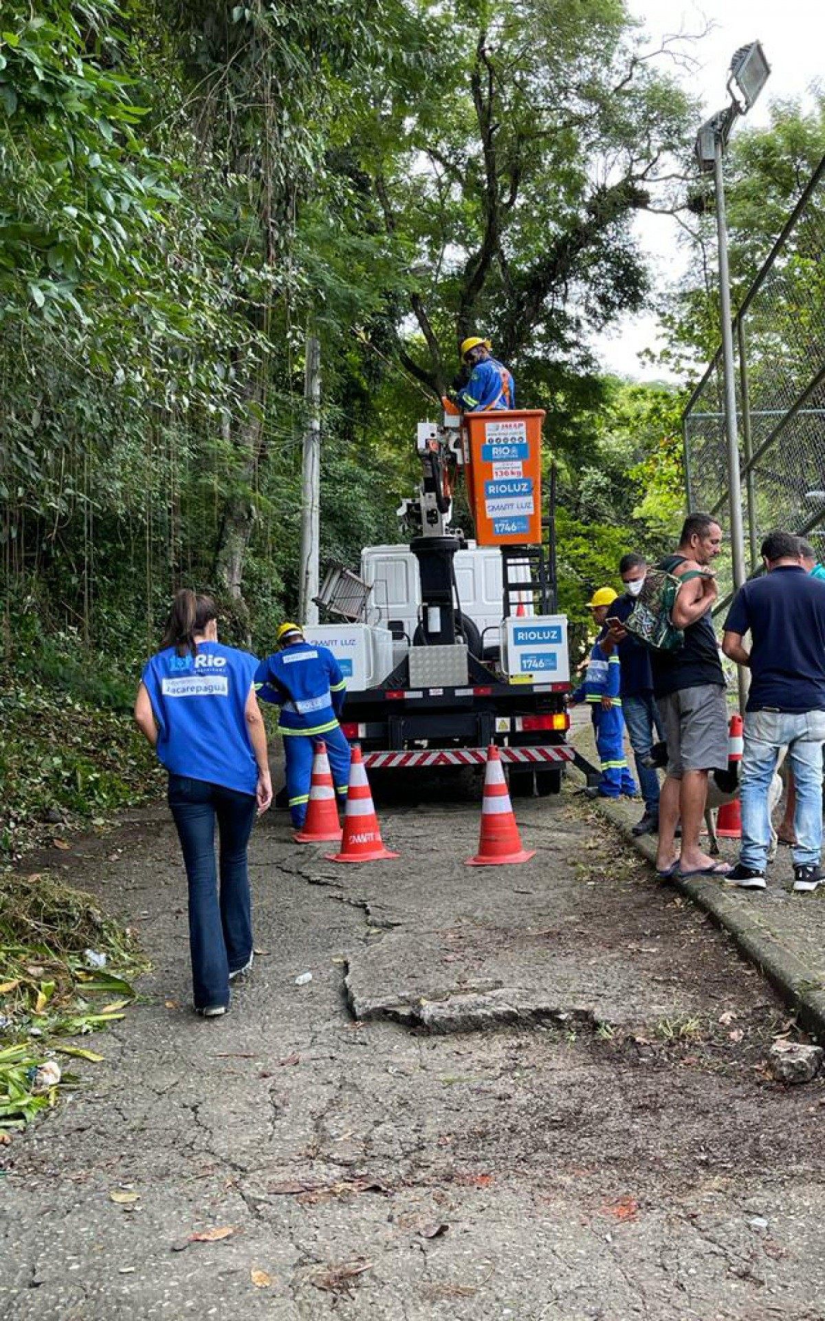 Subprefeitura de Jacarepagu&aacute; promove mutir&atilde;o no Teixeiras