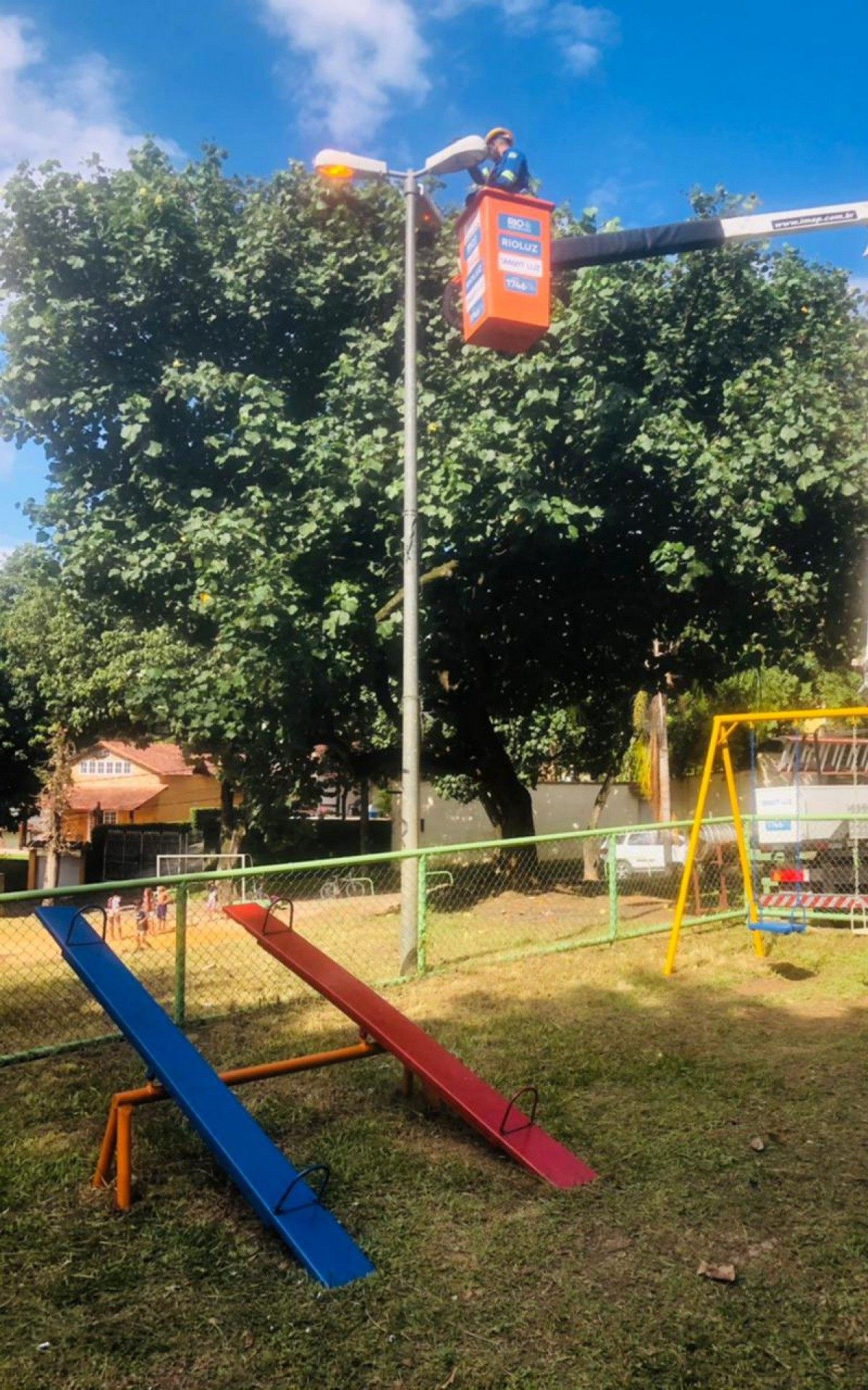 Subprefeitura de Jacarepagu&aacute; promove mutir&atilde;o no Teixeiras