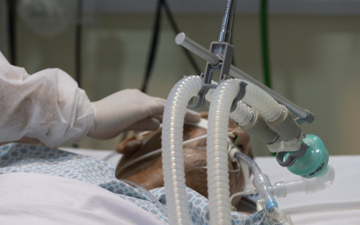 Covid-19 faz milh&otilde;es de v&iacute;timas no mundo