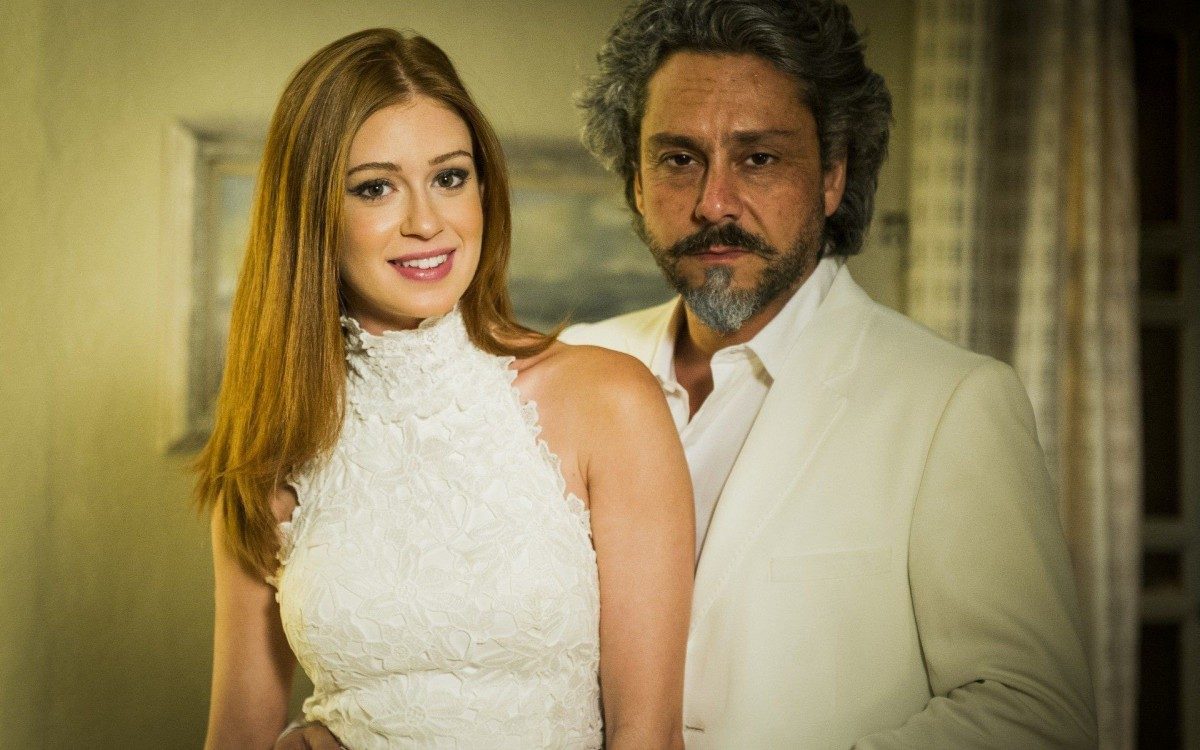 Marina Ruy Barbosa, a Maria &Iacute;sis, e Alexandre Nero, o comendador Jos&eacute; Alfredo, em 'Imp&eacute;rio'