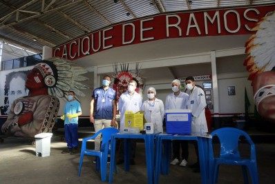 Quadra do Cacique de Ramos vira ponto de vacinação contra a covid-19 nesta quinta-feira