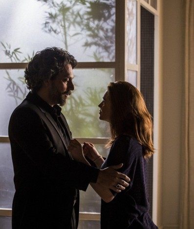 José Alfredo (Alexandre Nero) com Maria Ísis (Marina Ruy Barbosa) - Globo/Paulo Belote