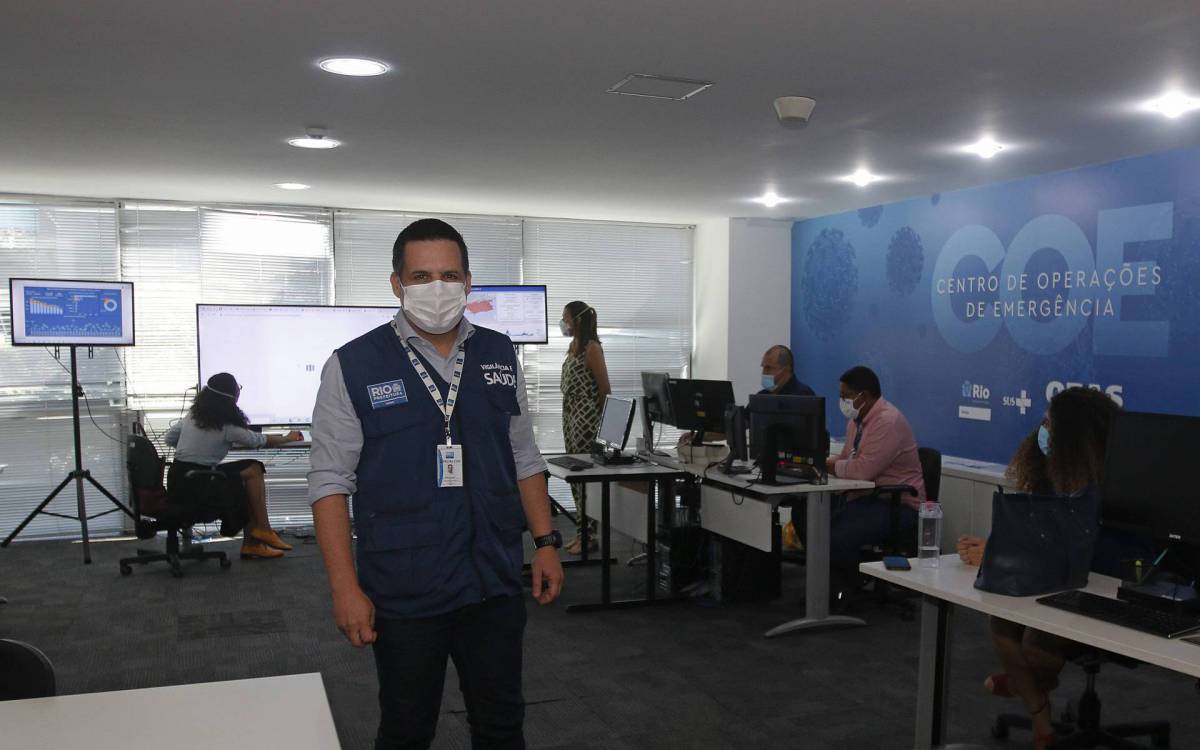 Geral - Entrevista com o superintendente da secretaria municipal de saude, Marcio Garcia, no Centro de Opera&ccedil;oes Rio (COR), na Cidade Nova, centro do Rio.