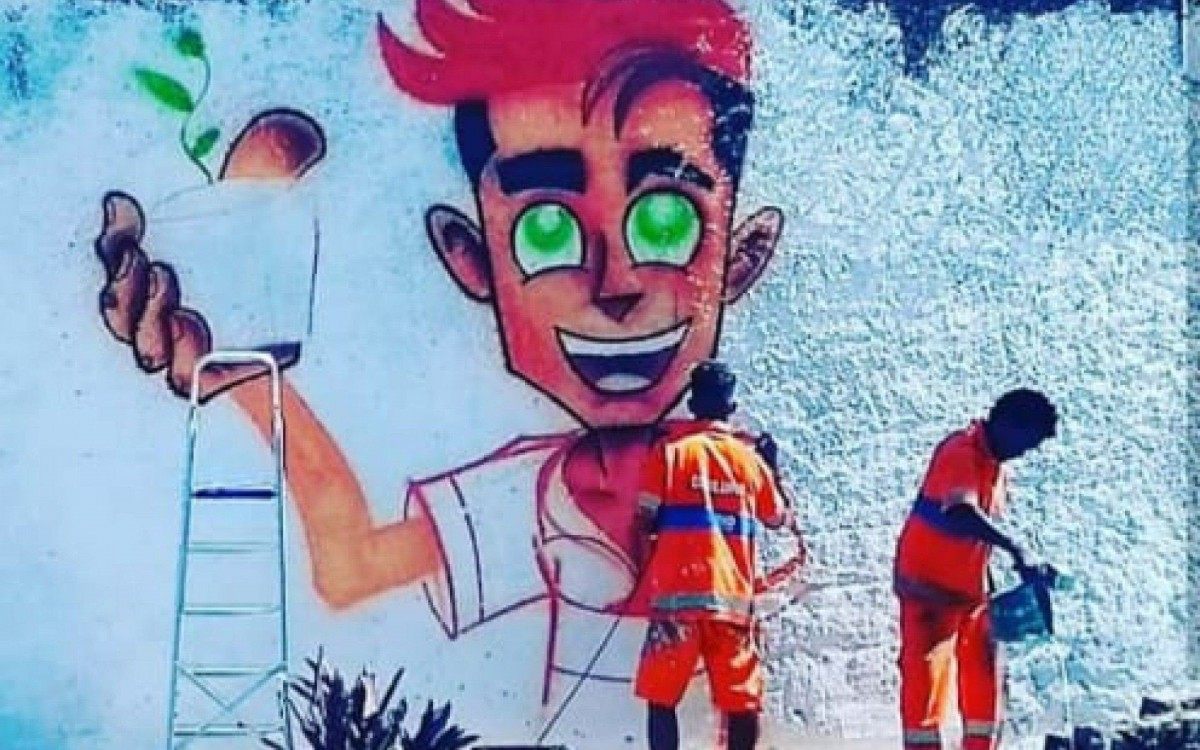Murilo trabalha  h&aacute; 20 anos com pintura e h&aacute; dois entrou no mundo do grafite