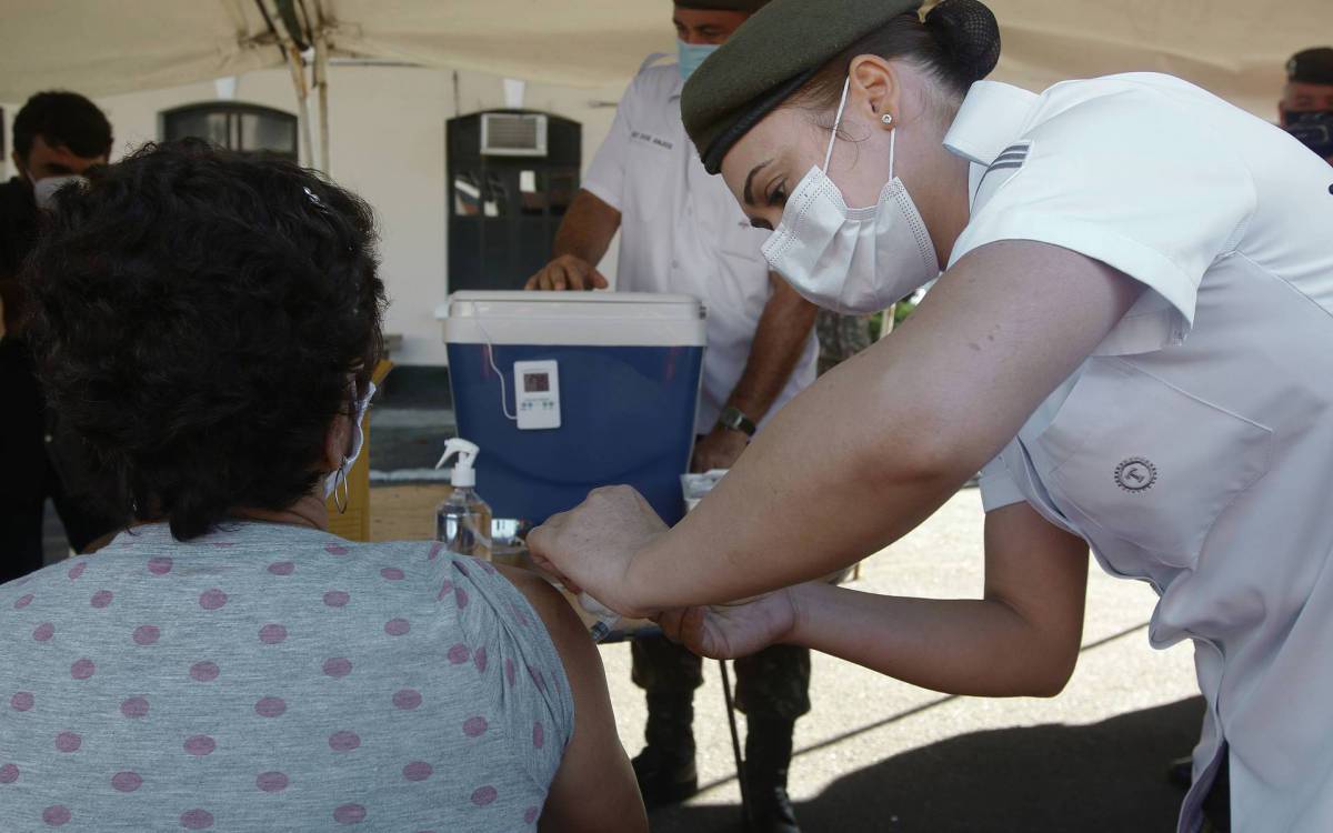 Nesta segunda-feira, a Secretaria Municipal de Sa&uacute;de inaugurou novo posto no Museu Conde de Linhares, em S&atilde;o Crist&oacute;v&atilde;o, zona norte do Rio.