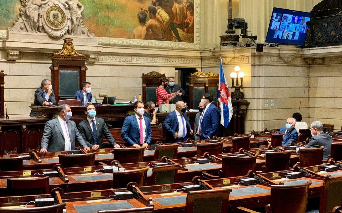 Vota&ccedil;&atilde;o do projeto de reforma previdenci&aacute;ria mobilizou vereadores nesta ter&ccedil;a