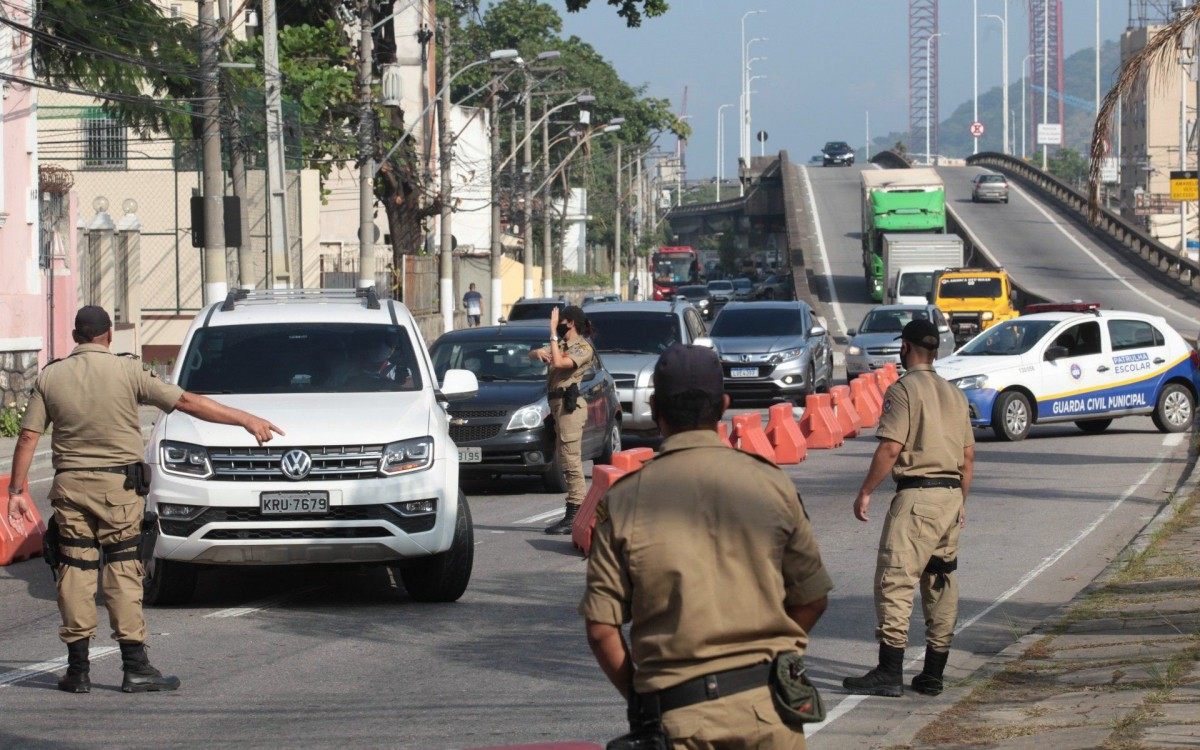 Prefeito reforçou a necessidade de adoção de ações coordenadas Prefeito reforçou a necessidade de adoção de ações coordenadas