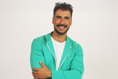 Julio Rocha abre álbum de fotos e revela Carnaval diferente que ficará marcado pro resto da vida