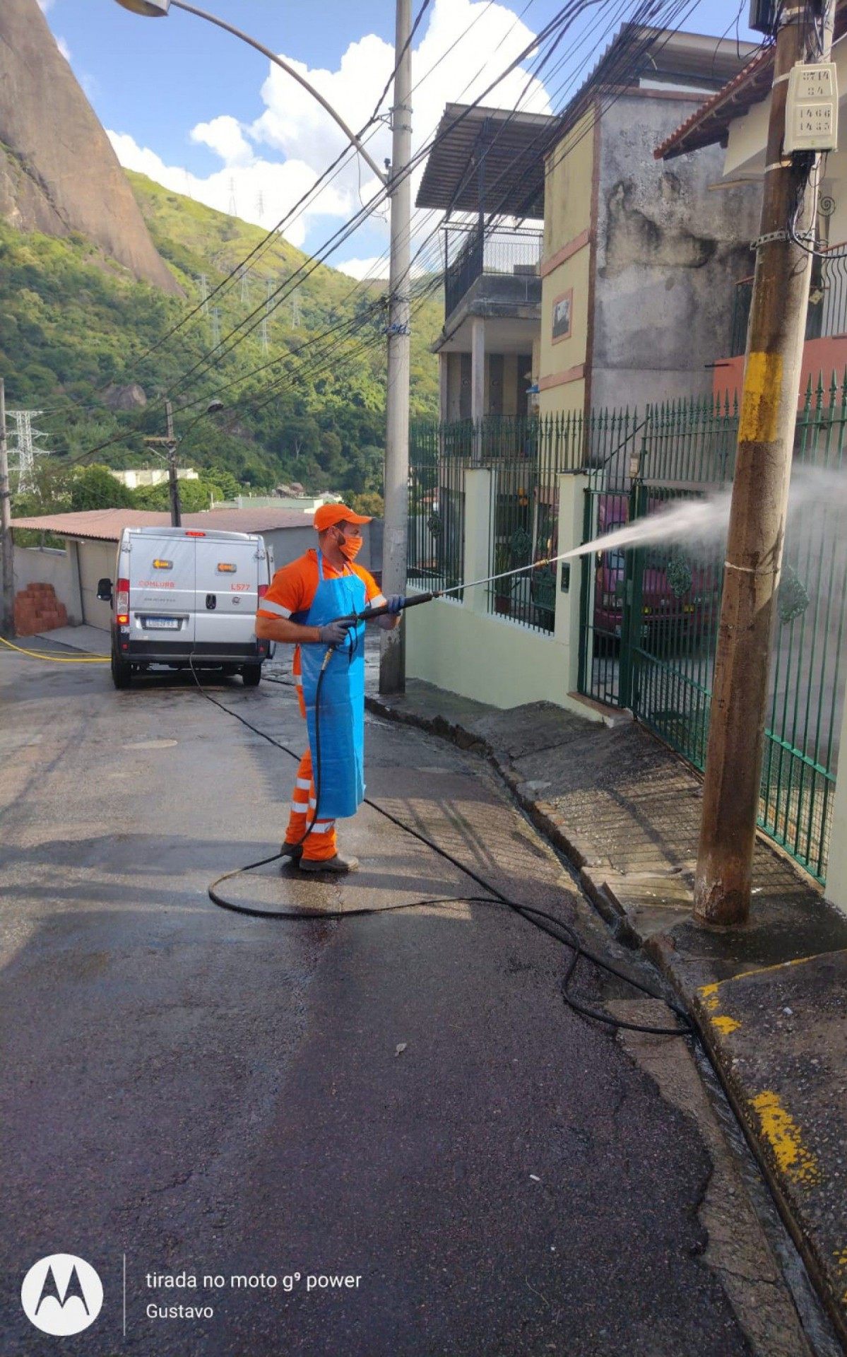  Comlurb levou sanitiza&ccedil;&atilde;o contra coronav&iacute;rus a mais quatro comunidades