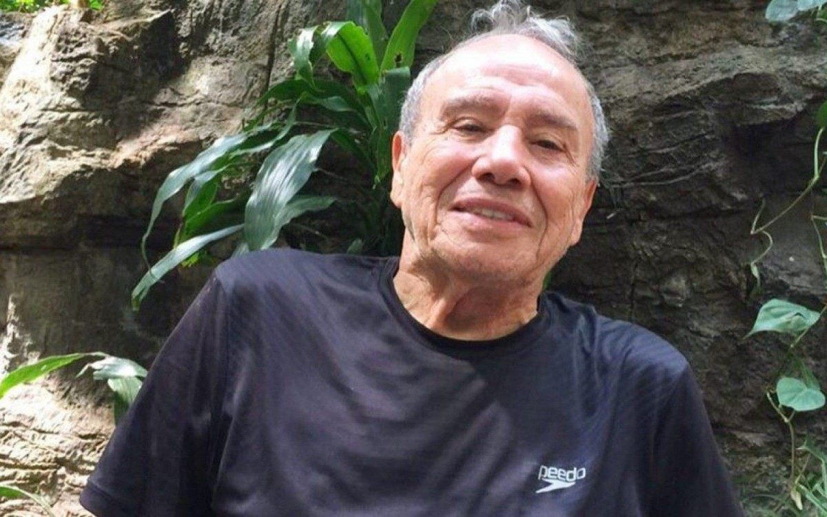 Stênio Garcia se cura da covid-19 após se contaminar mesmo vacinado - Reprodução/Instagram