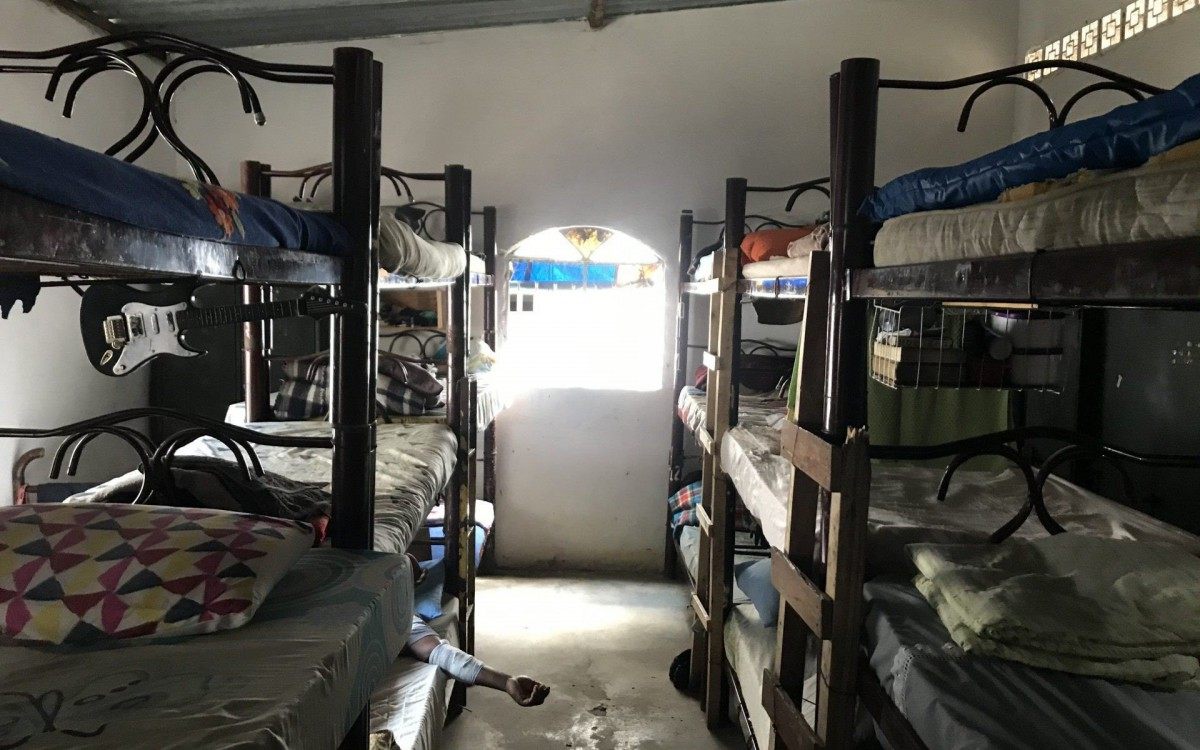 Subprefeitura apura den&uacute;ncia do MP de superlota&ccedil;&atilde;o em centro de tratamento em Guaratiba