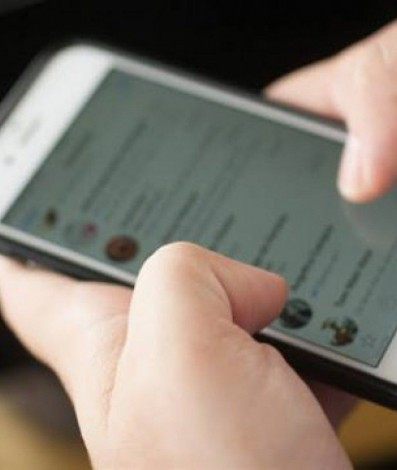 Acesso &agrave; internet pelo celular - Internet