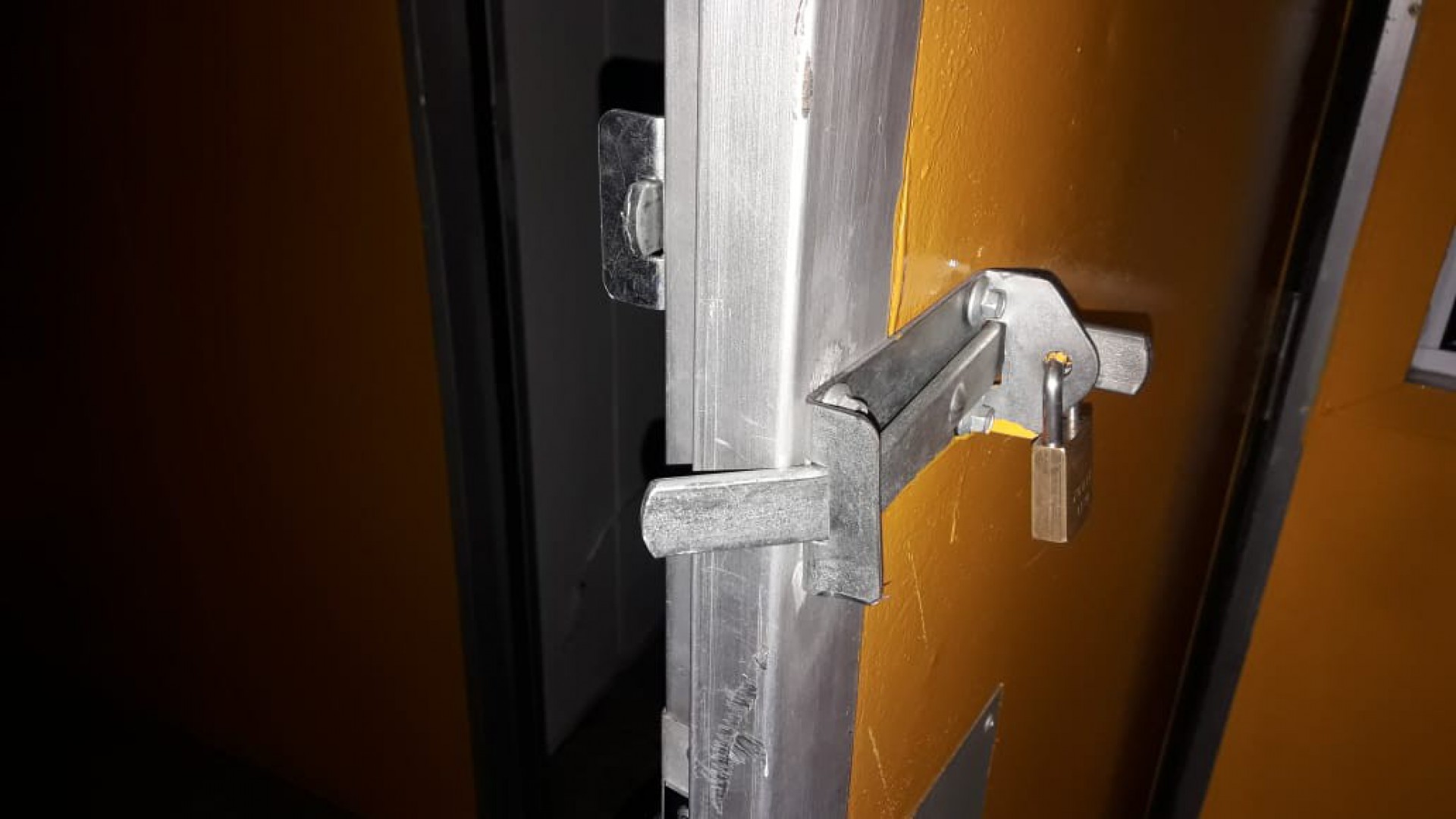 Esta&ccedil;&atilde;o Aeroporto Jacarepagu&aacute; &eacute; fechada temporariamente ap&oacute;s atos de vandalismos e furtos&nbsp;