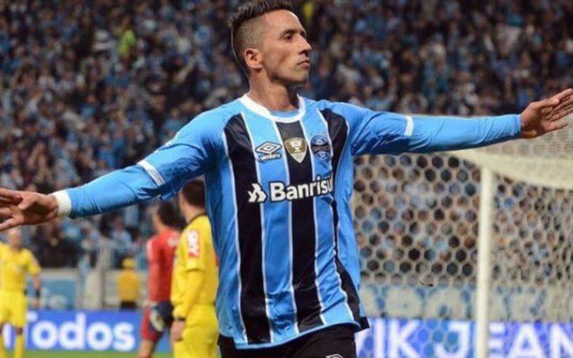 Ap&oacute;s contrair Covid-19, campe&atilde;o da Libertadores pelo Gr&ecirc;mio ter&aacute; que se afastar do futebol