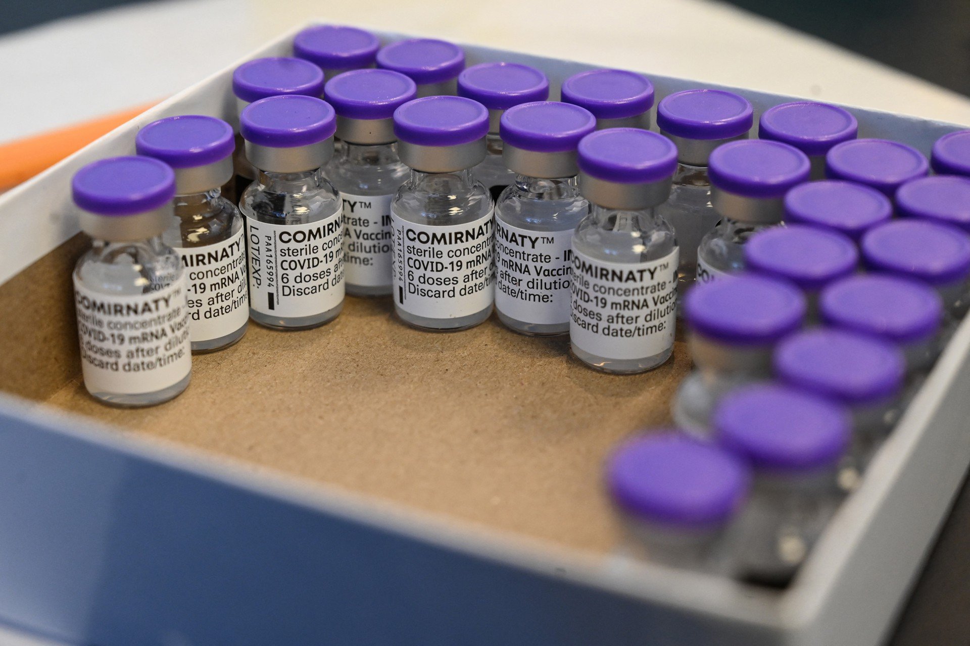 Pfizer e BioNTech anunciam expansão de programa de vacina a países pobres
