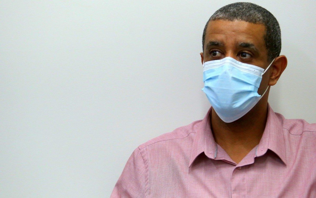 Gilberto Martinez &eacute; coordenador de enfermagem da Comiss&atilde;o Intra-Hospitalar de Doa&ccedil;&atilde;o de &Oacute;rg&atilde;os e Tecidos do Hospital de Saracuruna