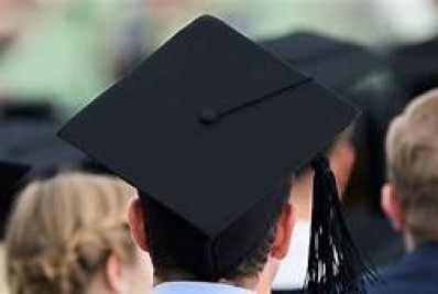 Entidades criticam suspensão de avaliação de programas de pós-graduação da Capes