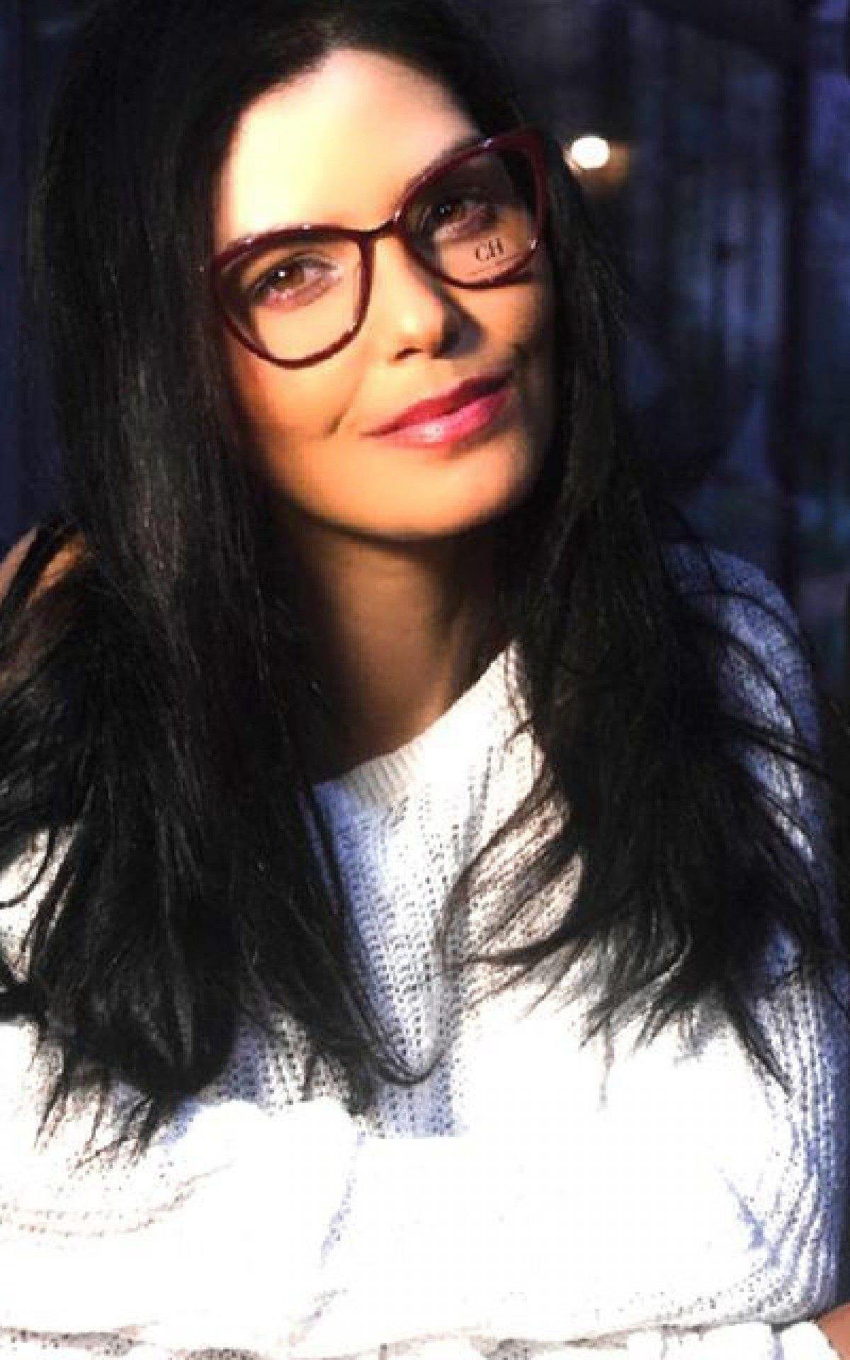 Aos 38 anos, ex-miss morre de Covid-19 ap&oacute;s um m&ecirc;s intubada