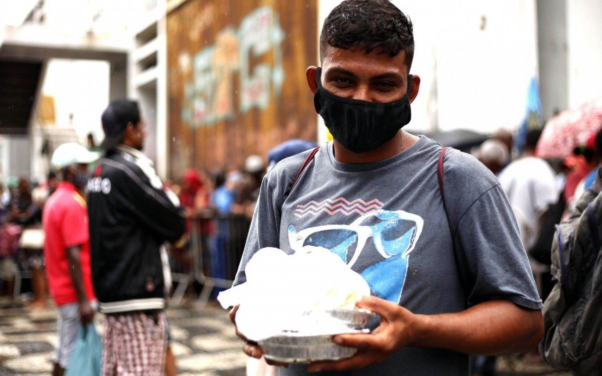 RJ Alimenta vai abrir novas unidades em Mag&eacute; e Campos. Na foto, Roberto Rosa