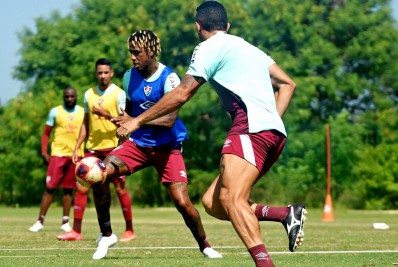 Abel e Bobadilla seguem como dúvidas para partida do Fluminense na Libertadores