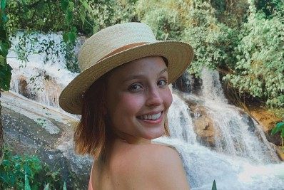 'Nunca levei um fora', revela Larissa Manoela