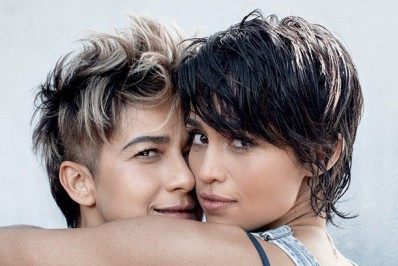 Nanda Costa está grávida de gêmeas