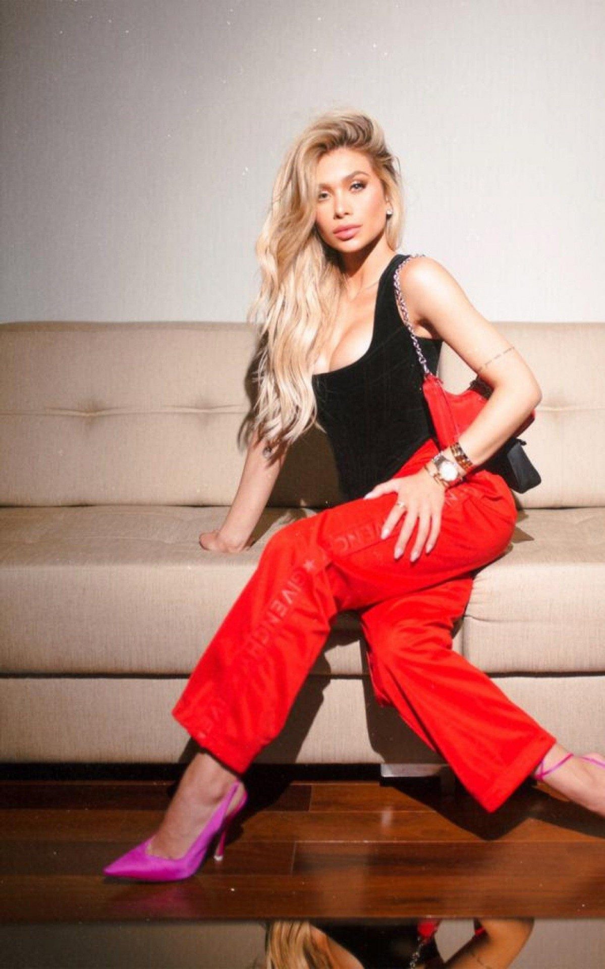 Fl&aacute;via Pavanelli