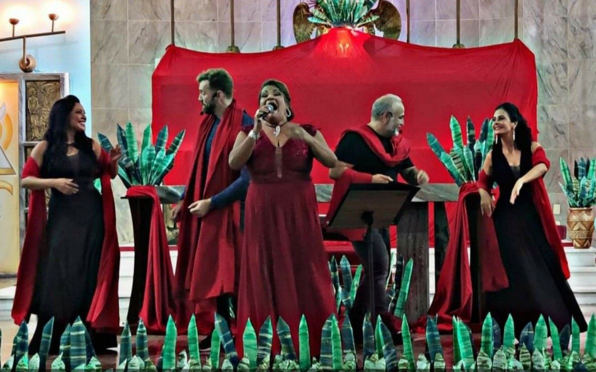 a cantora e atriz Fernanda Morais tamb&eacute;m abrilhanta a hist&oacute;ria.