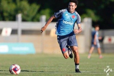 Com Reforco De Zeca E Marquinhos Gabriel Vasco Tera Cinco Baixas Contra O Confianca Vasco O Dia