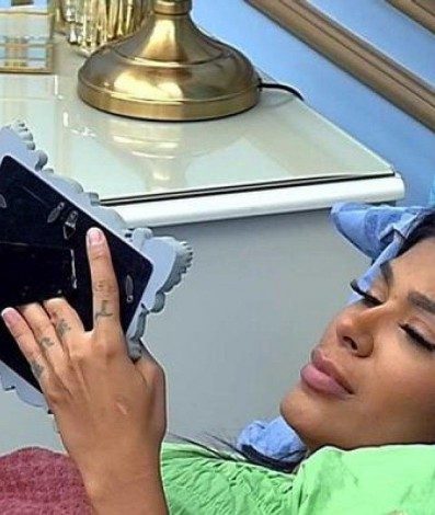 Pocah - Reprodução