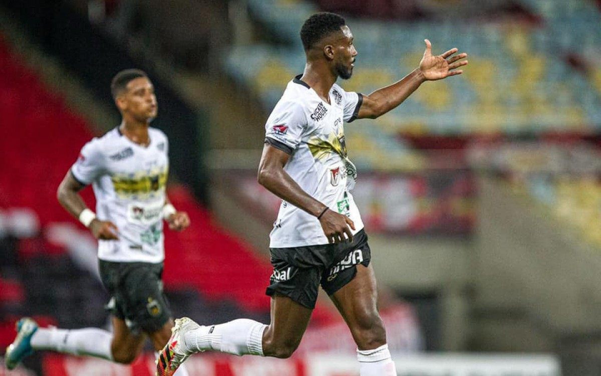 Volta&ccedil;o &eacute; derrotado pelo Flamengo no Maracan&atilde;