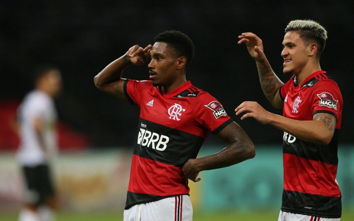 Flamengo x Volta Redonda pela 11 rodada do Campeonato Carioca 2021, no est&aacute;dio do Maracan&atilde;. Comemora&ccedil;&atilde;o do Gol do Vitinho