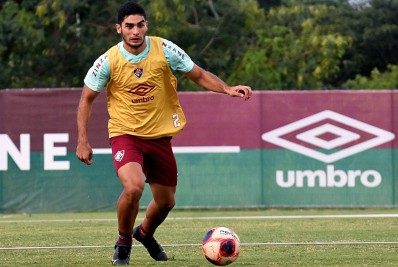 Clube árabe mantém mistério sobre possível compra de meia do Fluminense