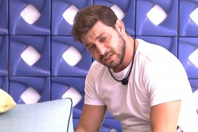 Ex-BBB Caio comemora vitória de Britney e viraliza na internet