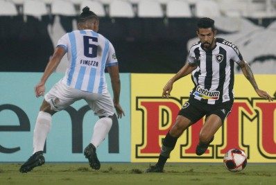 Jonathan desfalca o Botafogo na final da Taça Rio
