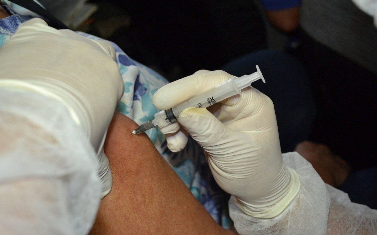 Programa&ccedil;&atilde;o de vacina&ccedil;&atilde;o contra a covid-19 nesta ter&ccedil;a-feira, dia 27