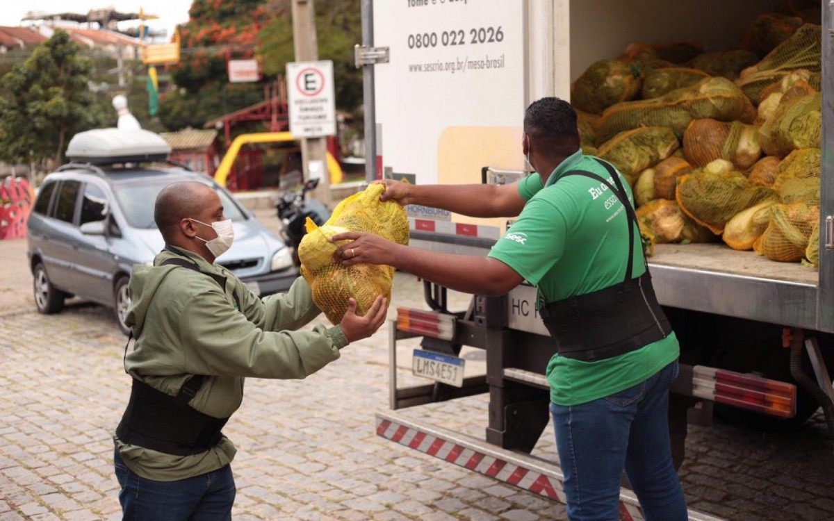 Os munic&iacute;pios da Baixada est&atilde;o entre os 22 que ser&atilde;o atendidos por doa&ccedil;&atilde;o de 50 toneladas de alimentos a pessoas em situa&ccedil;&atilde;o de vulnerabilidade social