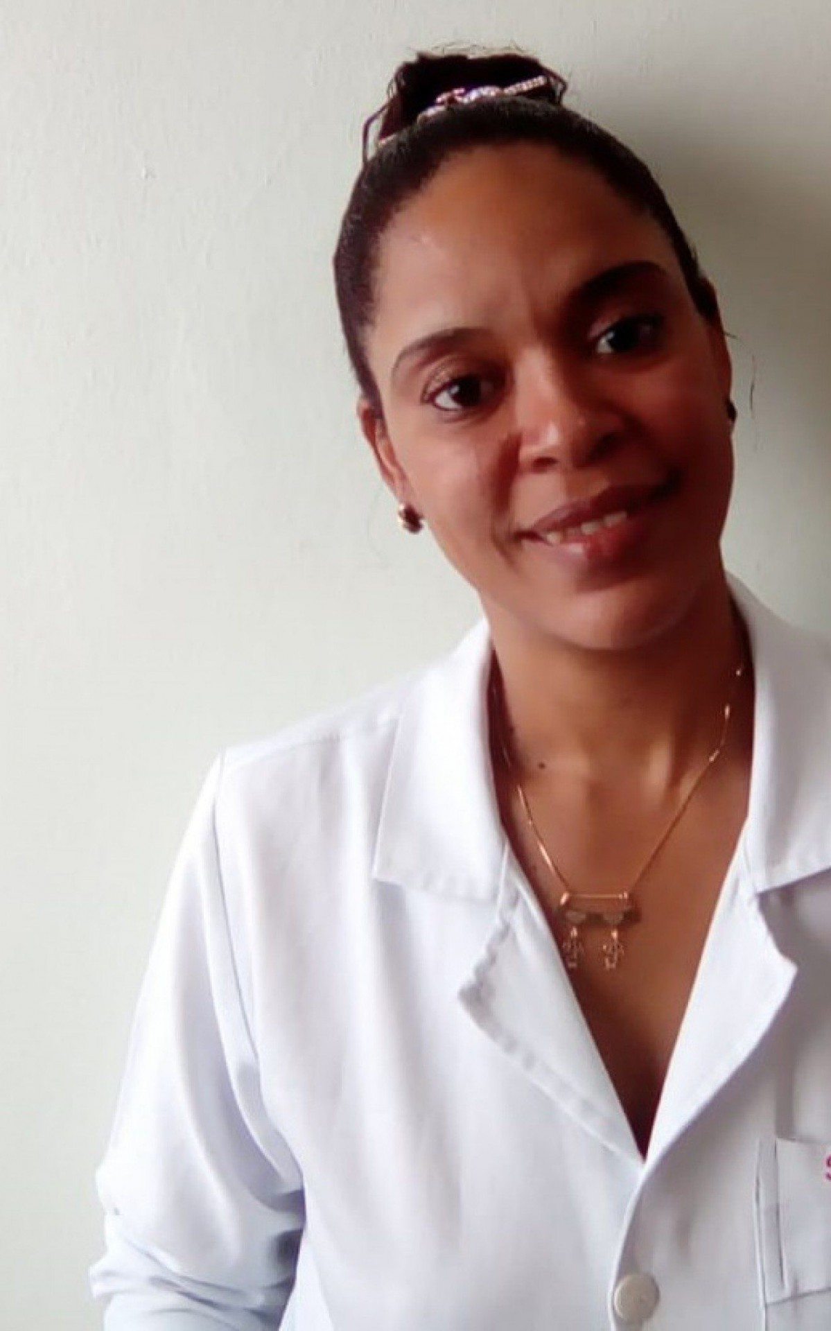 Rosiane da Silva Soares criou doces inusitados que alimentam e d&atilde;o prazer, principalmente ao paladar exigente dos jovens