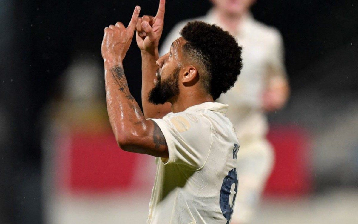 Samuel est&aacute; no Buriram desde 2020