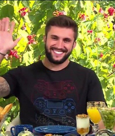 Arthur Picoli, de Conduru, no 'Mais Você' - Reprodução