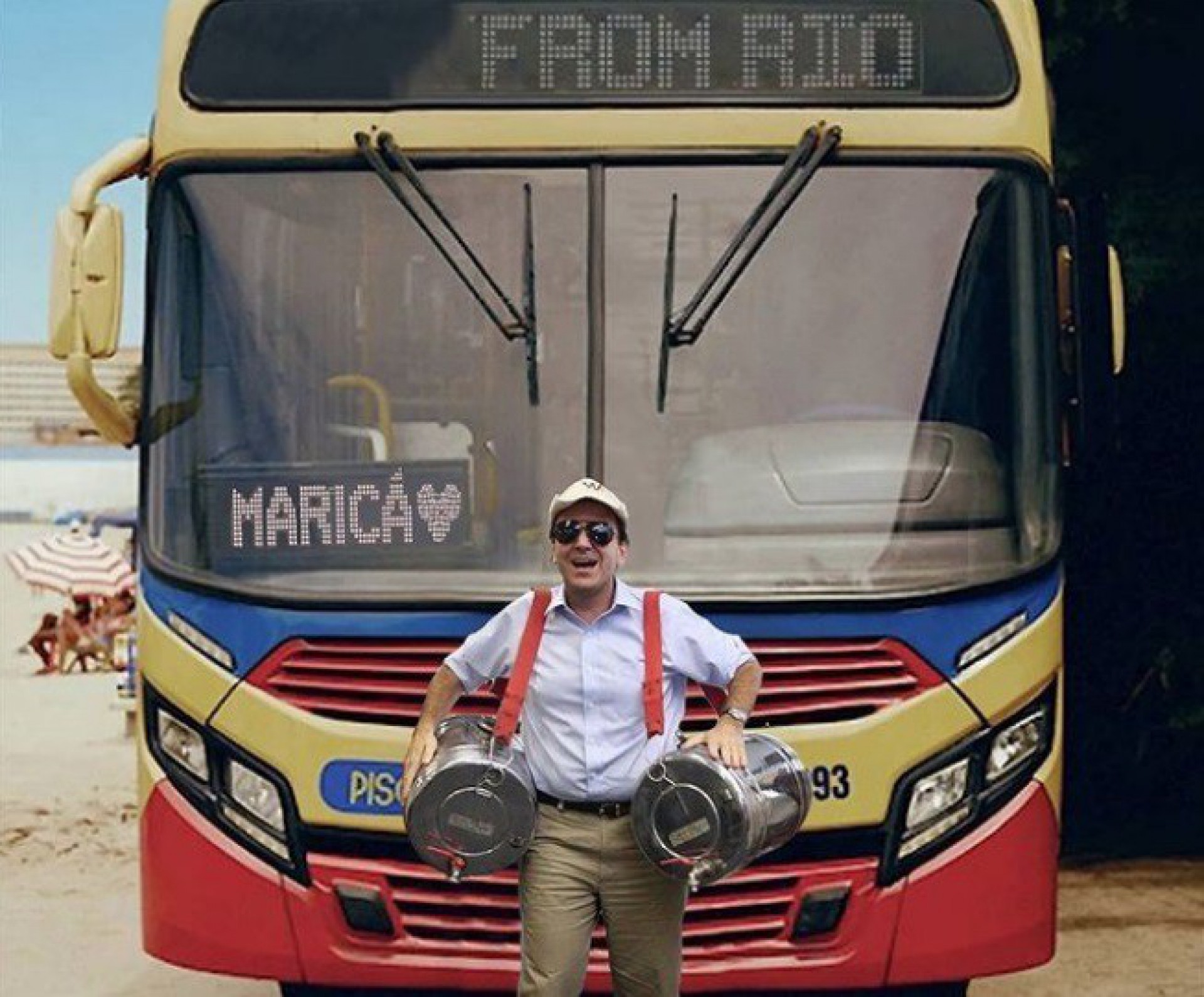 Cartaz da música de Anitta viraliza e ganha versões com famosos