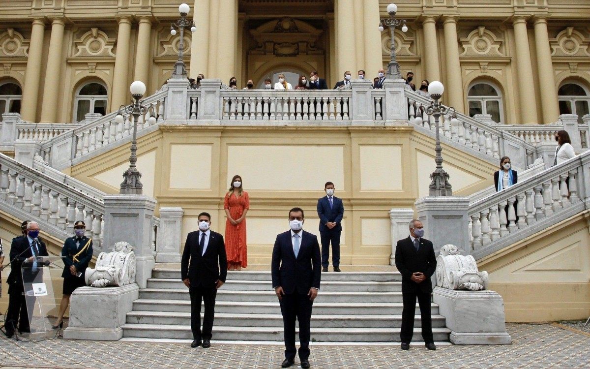 Cl&aacute;udio Castro se comprometeu a revolucionar o aprendizado