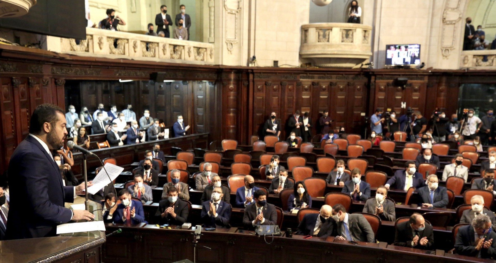 Cláudio Castro toma posse em cerimônia na Alerj - Rafael Campos