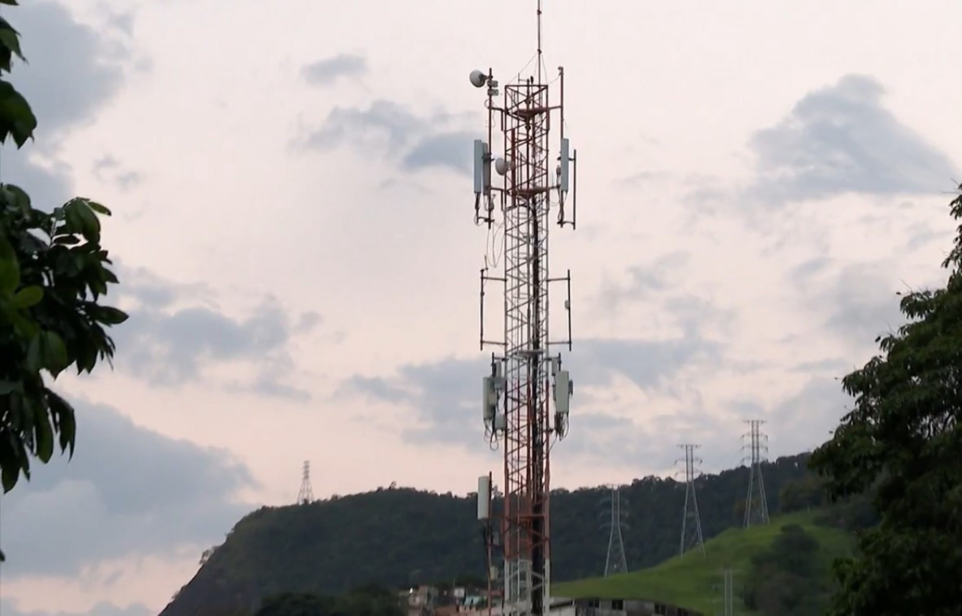 Antenas de telefonia na mira dos bandidos